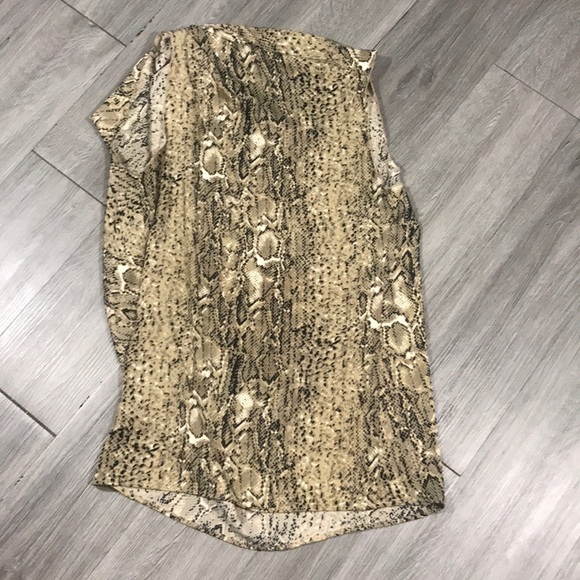 Vince Camuto Python Print Asymmetrical Blouse - Picture 9 of 10